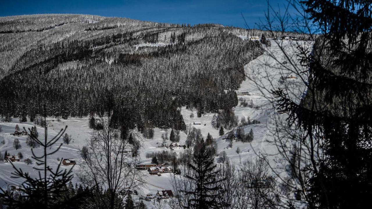 Penzion Topas Pec pod Sněžkou Eksteriør bilde