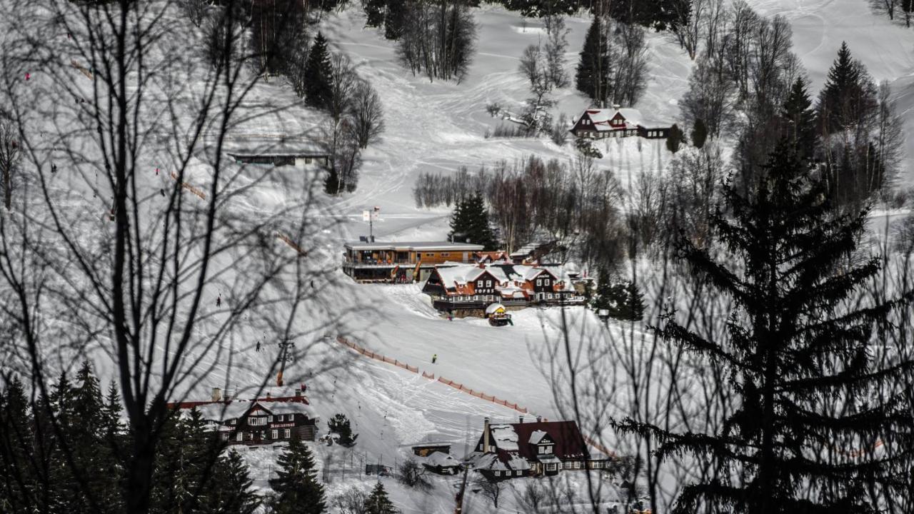 Penzion Topas Pec pod Sněžkou Eksteriør bilde